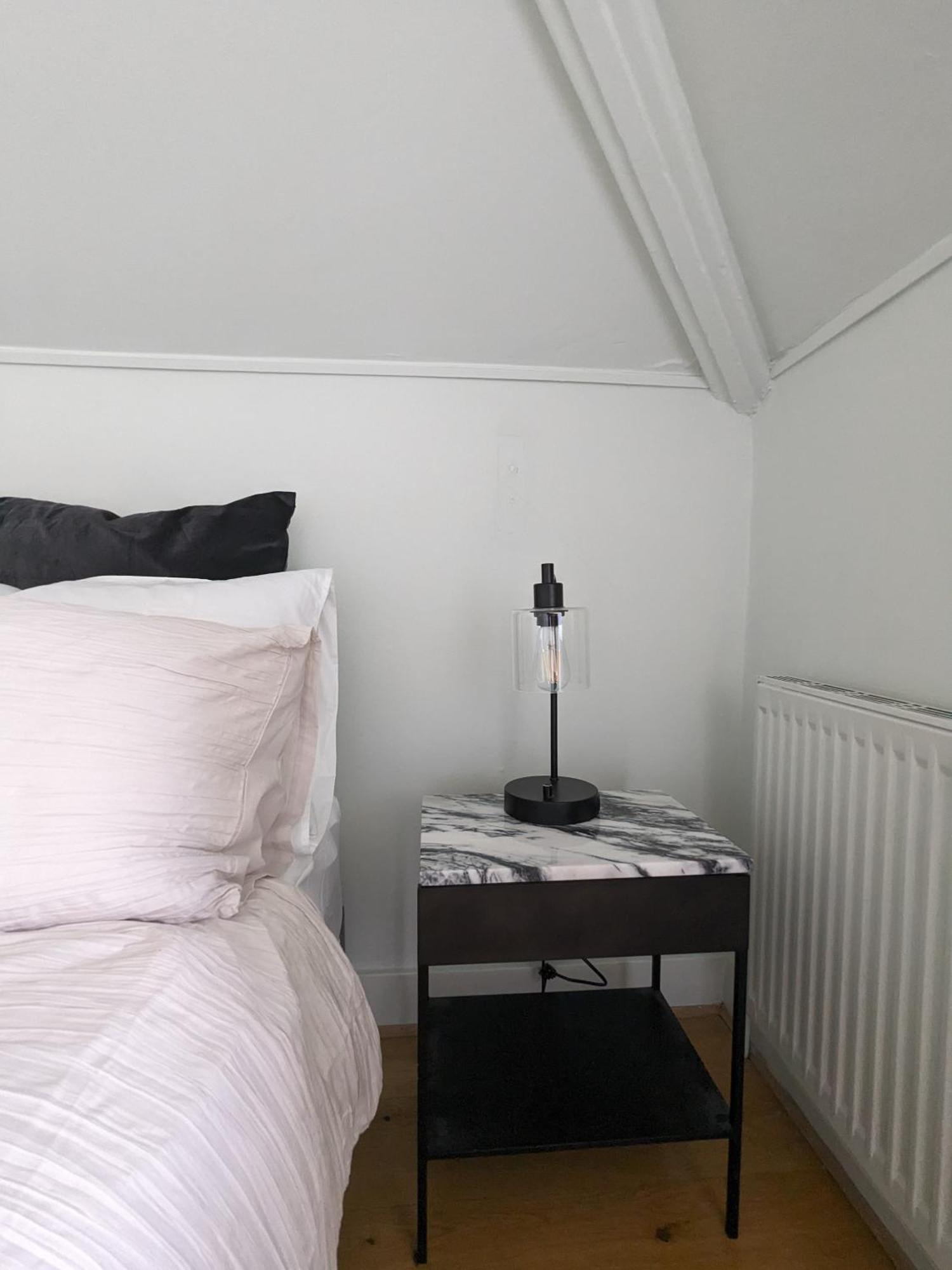 Apartment Charming Bright 2-bed Heritage Flat, Battersea Park, *