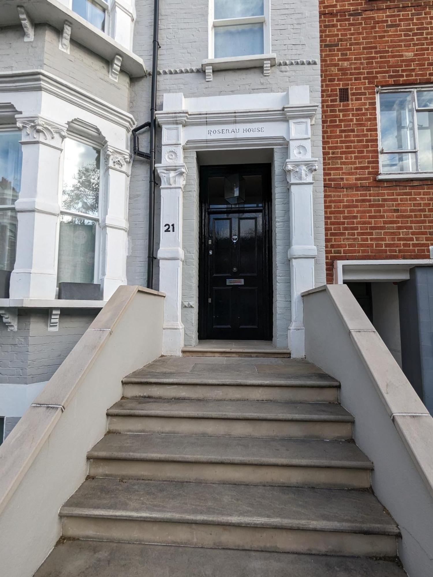 Charming Bright 2-bed Heritage Flat, Battersea Park, Apartment