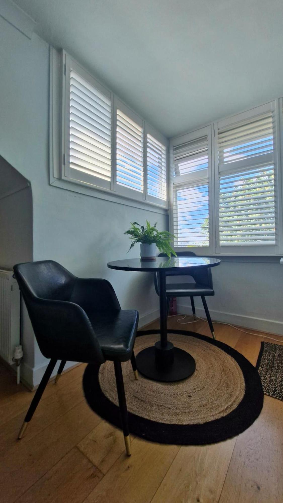 Charming Bright 2-bed Heritage Flat, Battersea Park, Appartement